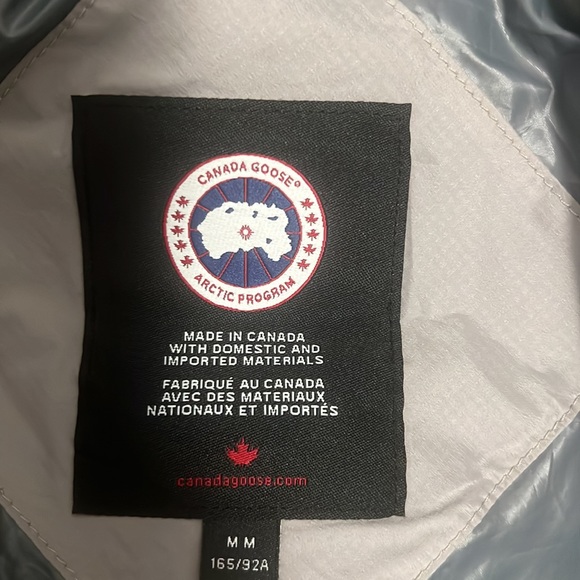 Brand: Canada goose Alliston parka. Size: medium. Color: light gray - Picture 9 of 9